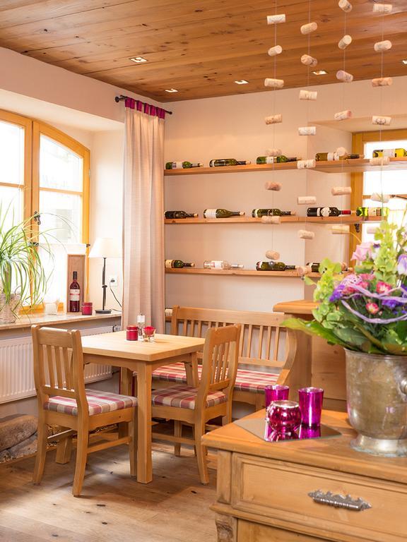 Gasthof Deutscher Adler Und Hotel Puchtler Bischofsgrün エクステリア 写真