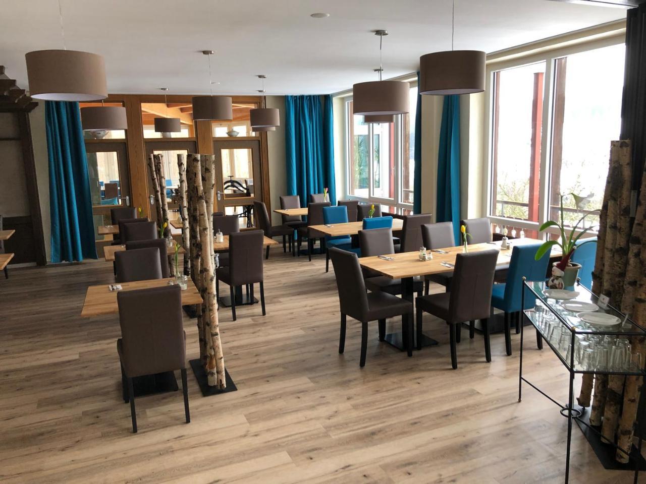 Gasthof Deutscher Adler Und Hotel Puchtler Bischofsgrün エクステリア 写真